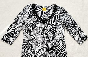 🐢 Ruby Rd. Black & White print top sz M